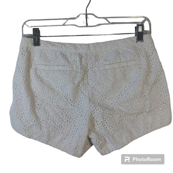 Lily Pulitzer Adie Eyelet White Shorts Size 00 - Picture 3 of 9